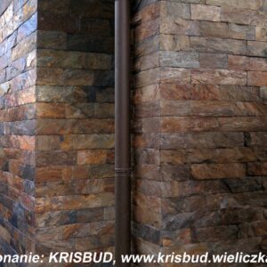 Kamień elewacyjny cięty czterostronnie szerokość 10 cm (ok. 393 zł brutto/m2)